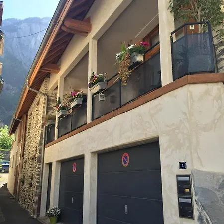 Le Grandcoeur Apartment *
